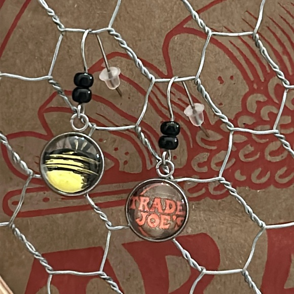 Trader Joe’s earrings 12mm - Picture 1 of 3